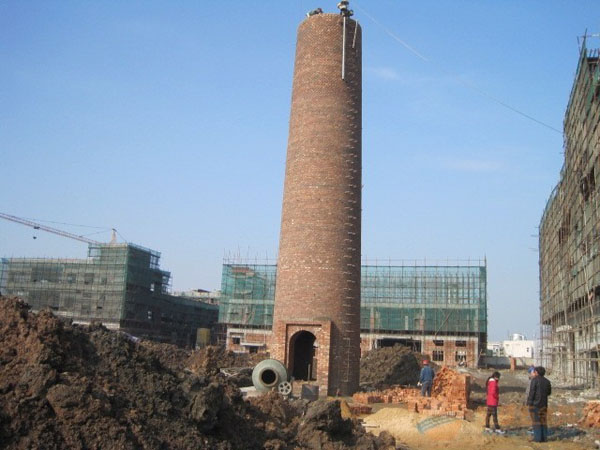 磚煙囪拆除施工時必定把安全放首位！