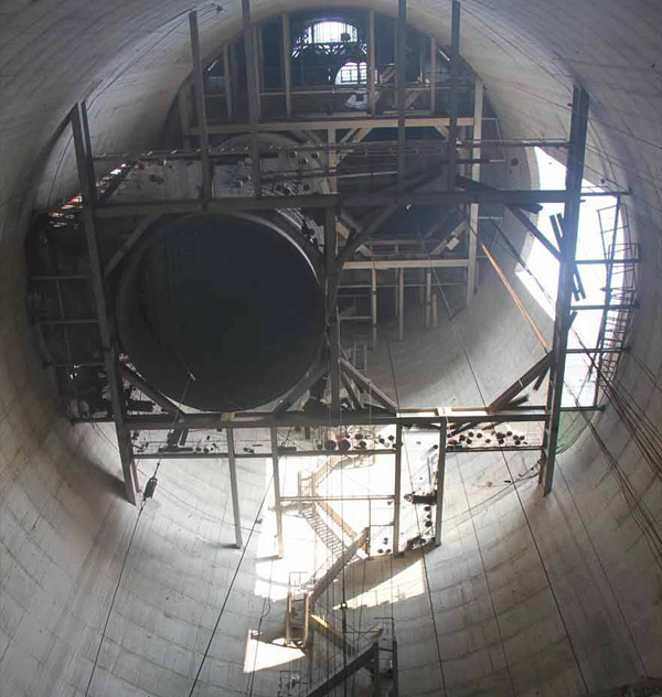  高空安裝煙囪平臺、爬梯、航標燈、避雷針