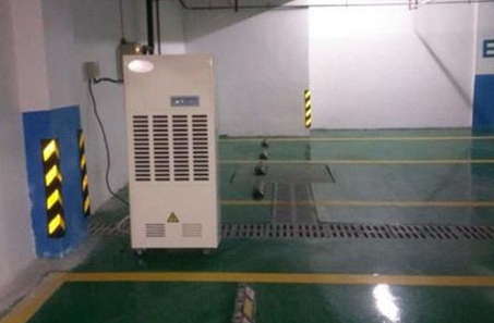 地下車庫(kù)潮濕怎么辦?(圖1) 地下車庫(kù)潮濕怎么辦